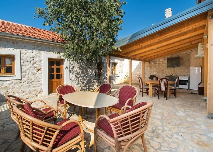 Vikendica House Stone Curlew 1 *